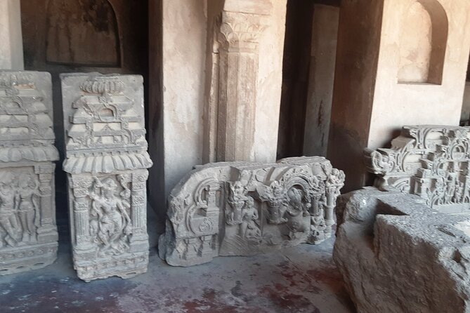 Abhaneri Breathtaking Stepwell and Ghost Fort of Bhangarh From Jaipur - Pricing and Booking