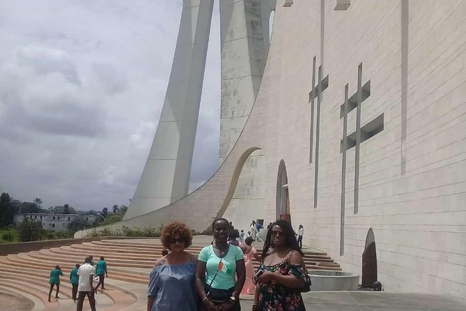 Abidjan Walking Tour (French and English) - Navigating the Walking Tour