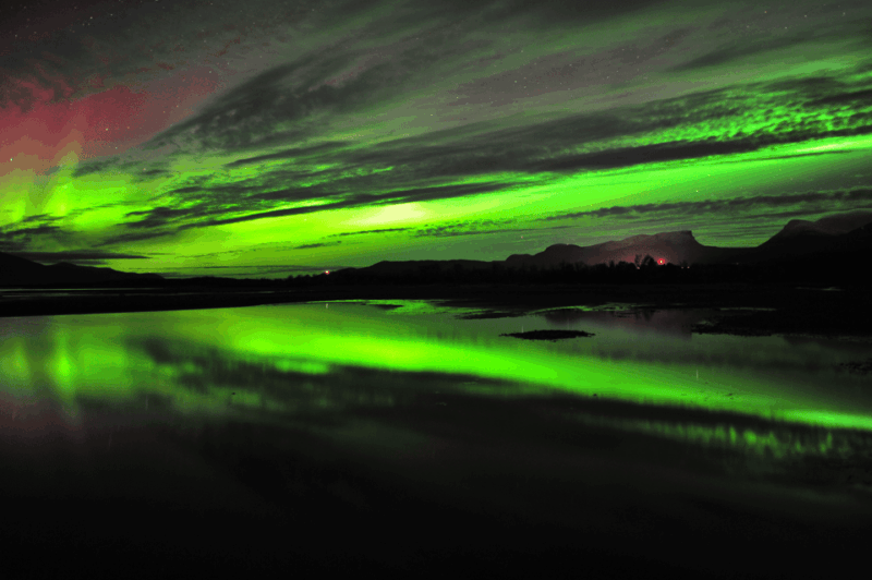 Abisko: Guided Autumn Aurora Chase With Hotel Transfers - Important Information