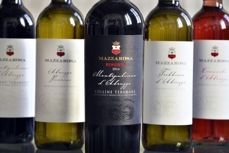 Abruzzo: Historic Cellar Wine Tour and Tasting - Wine Tasting and Food Pairings