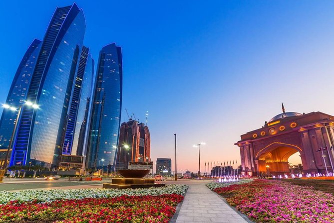 Abu Dhabi City & Sheikh Zayed Mosque Tour - Abu Dhabi Dates Market