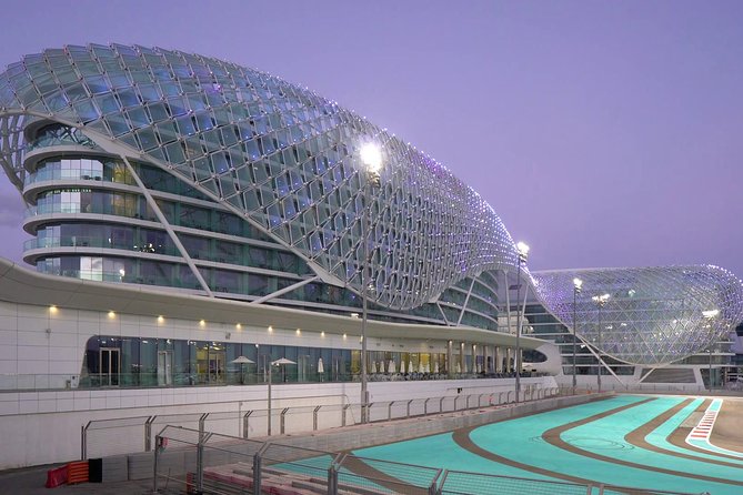 Abu Dhabi City Tour From Dubai - Discovering Heritage Village