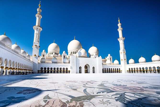 Abu Dhabi City Tour in 4x4 Private Vehicle, Dubai Pickup Option - Corniche Waterfront