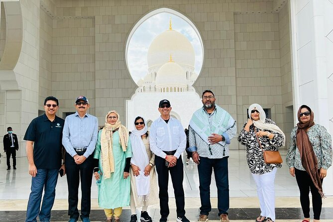 Abu Dhabi City Tour + Louver Museum, Sharing Basis - Inclusions and Amenities