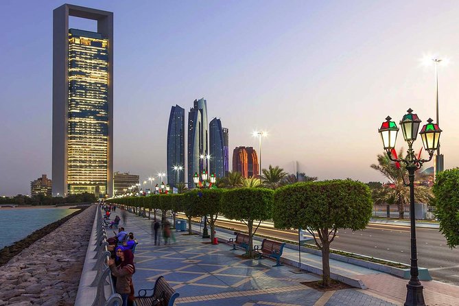 Abu Dhabi City Tour With Buffet Lunch - Jebel Ali Port Highlights