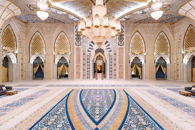 Abu Dhabi Day Tour From Dubai With Sheikh Zayed Grand Mosque - The Ferrari World Experience