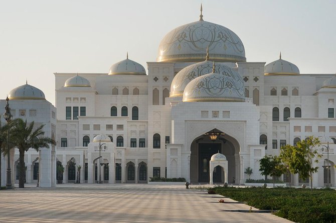Abu Dhabi Full Day City With Grand Mosque Visit , Ferrari World Stop - Dress Code and Accessibility