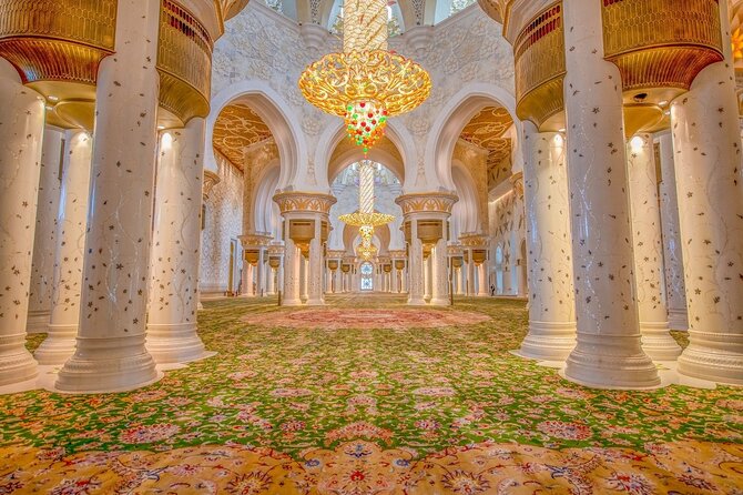 Abu Dhabi Grand Mosque Guided Tour - Exploring the Grand Mosque