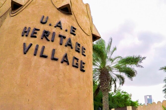 Abu Dhabi: Half-Day Guided City Tour - Discovering Emirates Palace