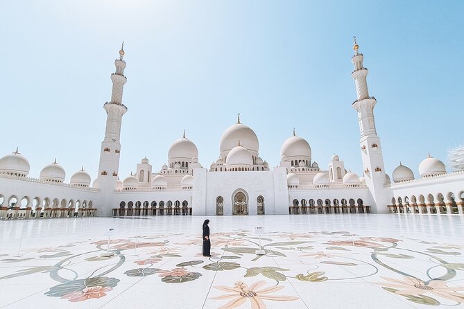 Abu Dhabi: Half-Day Guided City Tour - Delights of Dates Market
