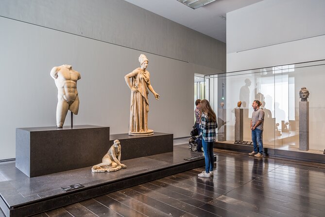 Abu Dhabi Louvre Museum and National Aquarium Visit - Aquarium Visitor Guidelines