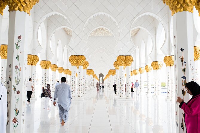 Abu Dhabi Mosque Including Ferrari World Tour From Dubai - Discover Sheikh Zayed Mosque