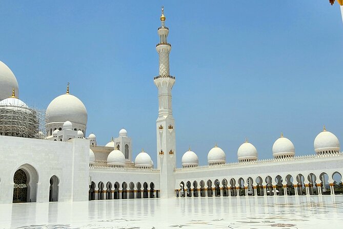 Abu Dhabi Tour From Dubai:The Mosque, Qasr Al Watan, Etihad Tower - Abu Dhabi Corniche
