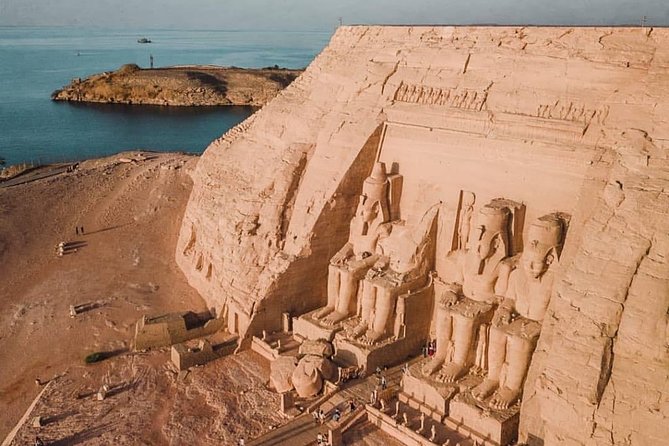 Abu Simbel Temples Private Guided Tour From Aswan by Coach - Duration and Time at Temples