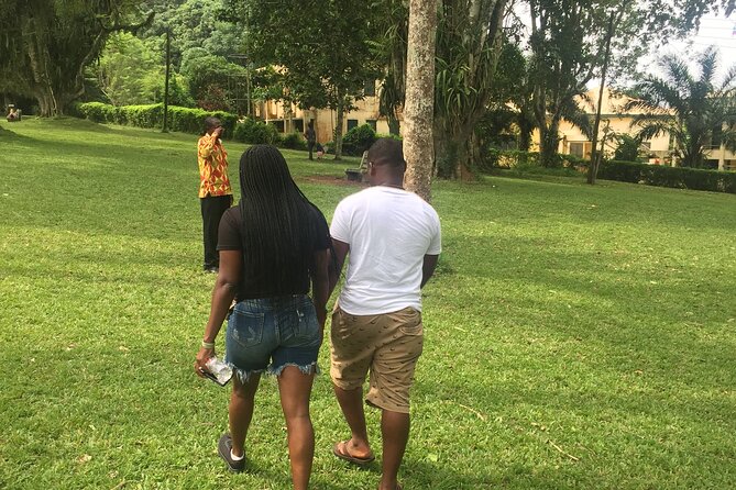 Aburi Gardens and Tetteh Quarshie Farms - Accessibility and Additional Details