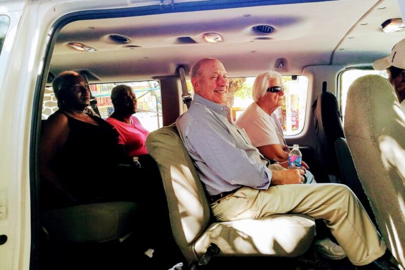 *Acapulco 6-Hour Van Chauffeur Service - Experience Highlights