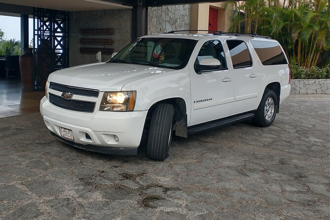 Acapulco Airport Transfer - Vehicle and Amenities