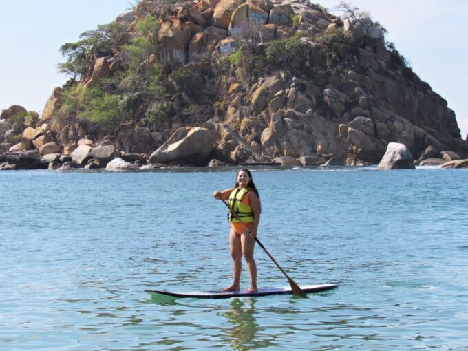 Acapulco Bay 1-Hour Paddle Boarding - Pricing and Booking Details