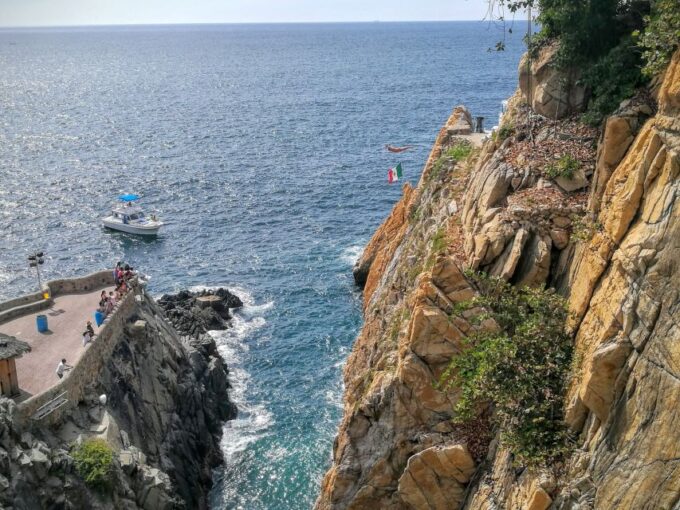 .Acapulco History Cultural Tour & Cliff Divers Show W/Lunch - Tour Duration