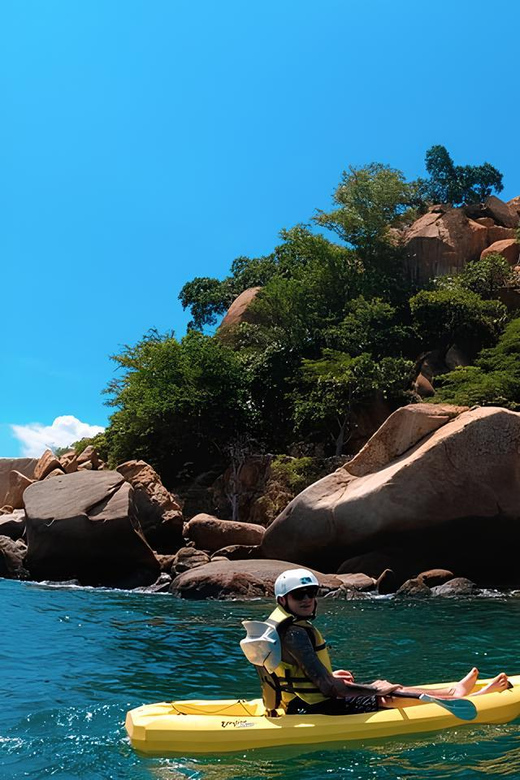 Acapulco: Kayak to El Morro Islet - Key Points