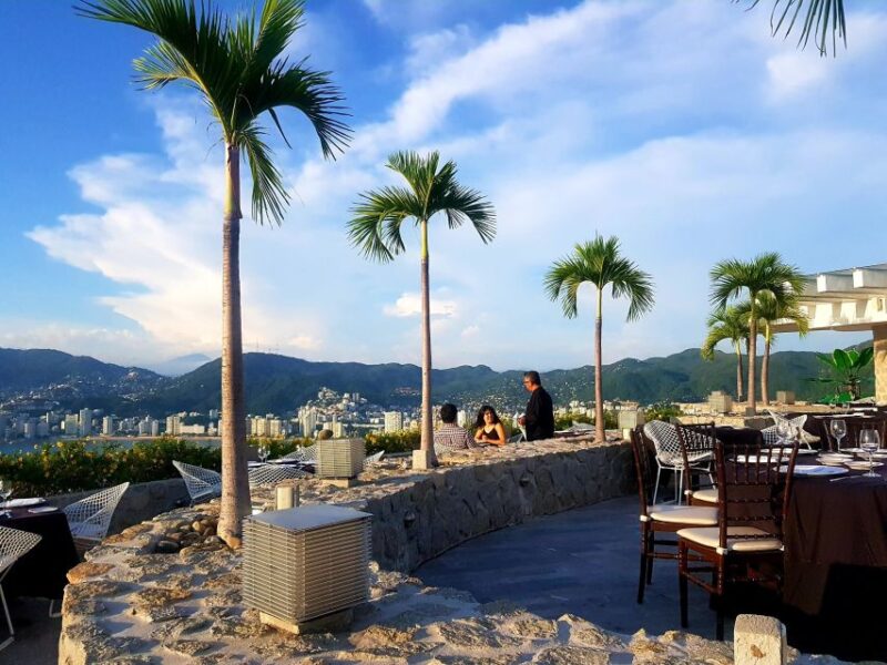 *Acapulco: Private Luxury Dinner, Drinks & High Cliff Divers - Transportation Details