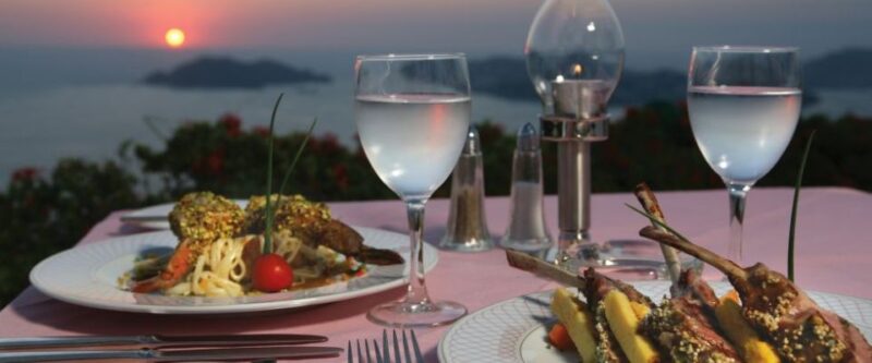 *Acapulco: Private Luxury Dinner, Drinks & High Cliff Divers - Accessibility Information