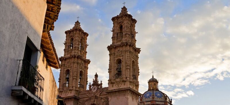 .Acapulco: Taxco the Silver Town With Breakfast and Lunch - Key Points