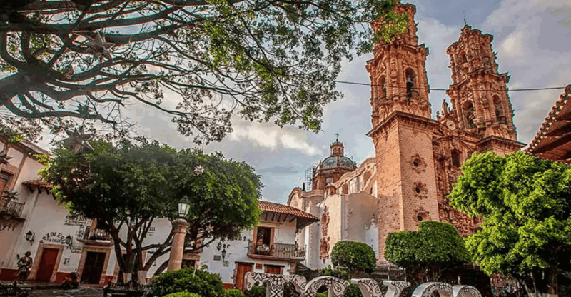 Acapulco to Taxco: One-Day Colonial Silver City Tour - Transportation and Guide Services