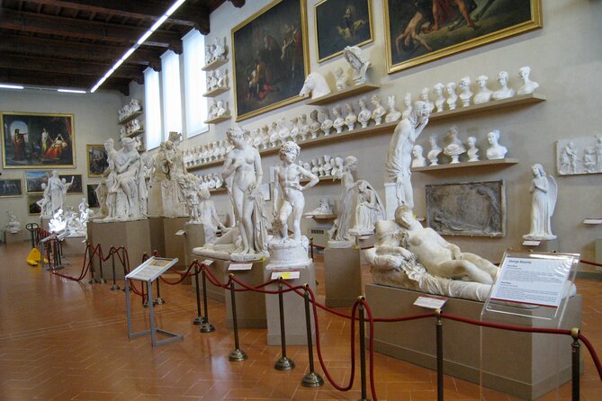 Accademia Gallery and Uffizi Gallery Guided Tour in Florence - Accessibility and Participation