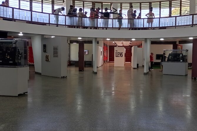 Accra Explored: A Full-Day Private City Tour for Culture Seekers - Exploring Accras Cultural Highlights