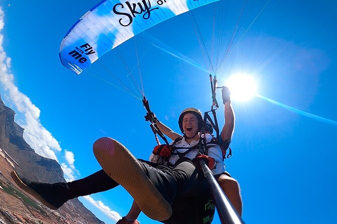 Acrobatic Paragliding Flight With Spanish Champion in Tenerife - Safety and Preparation