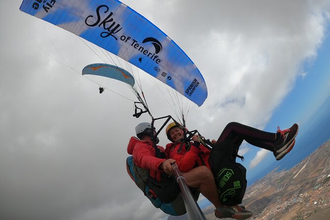 Acrobatic Paragliding Flight With Spanish Champion in Tenerife - Scenic Viewpoints