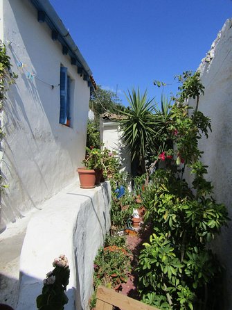 Acropolis Monuments, Parthenon and Plaka, Monastiraki Walking Tour - Visiting Mars Hill (Areopagus)