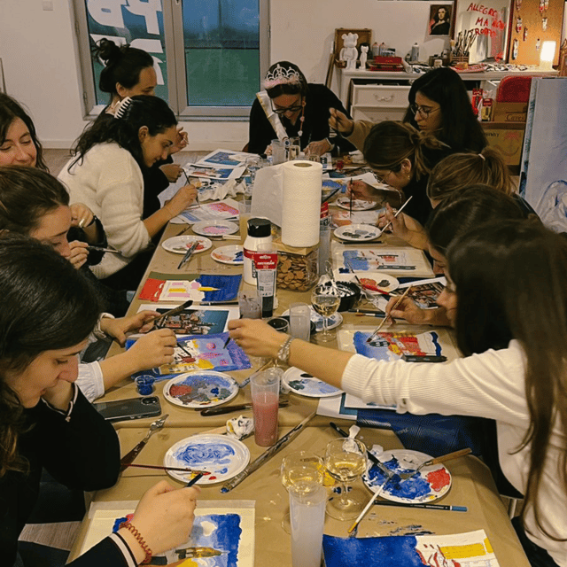 Acrylic Painting Workshop: Amazing Group Experience in Porto - Frequently Asked Questions
