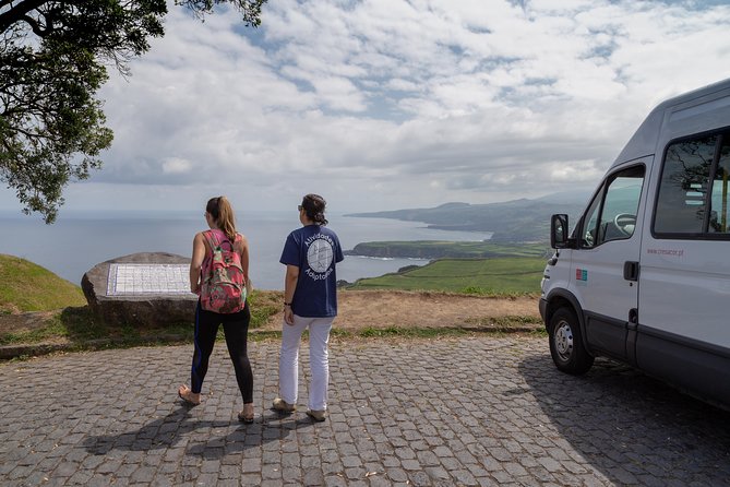 Adapted Van Tour - Furnas (Full Day) - Accessibility Features