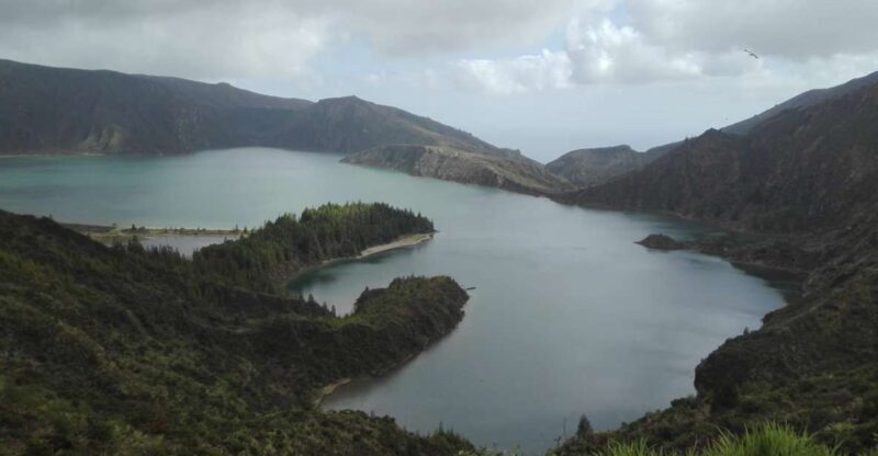 Adapted Van Tour - Lagoa Do Fogo ( Half Day) - Key Points