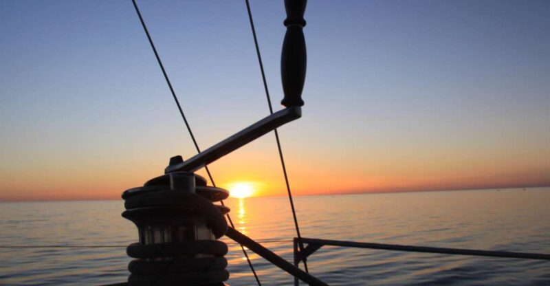 Adelaide: Glenelg Twilight Catamaran Cruise With Drink - Cruise Route and Duration