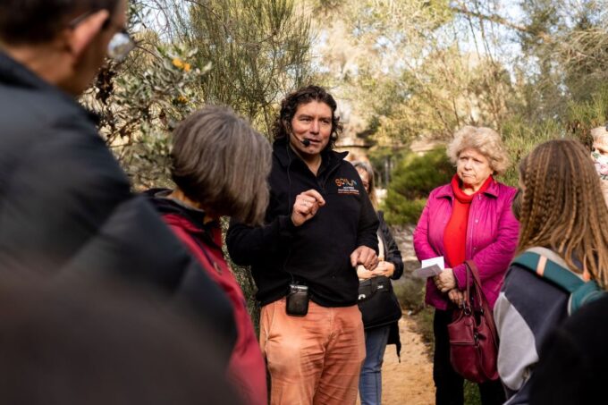 Adelaide: Guided Cultural Tour of Adelaide Botanic Garden - Kaurna Yerta Perspectives