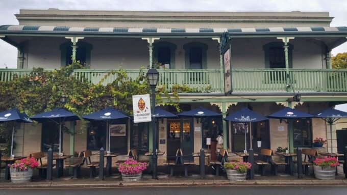 Adelaide: Half-Day Highlights City, Mount Lofty & Hahndorf - Exploring Adelaides Attractions