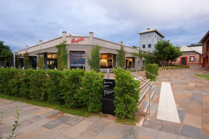 Adelaide Highlights: Wine, Whispering Wall & Pink Lake Tour - What Makes This Tour Stand Out?