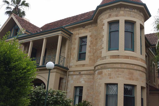 Adelaide Walking Tour: Grand Mansions and Sub-Divisions - Reviews and Ratings