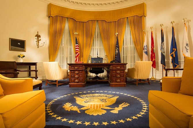 Admission to Richard Nixon Presidential Library and Museum Ticket - Tour Marine One