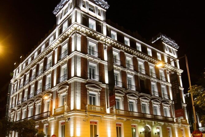 Admission to the Recoletos Room of the Mapfre Foundation in Madrid - About Your Stay