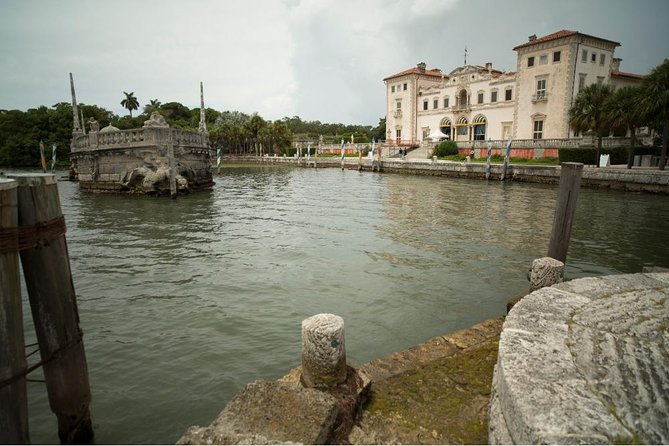 Admission to Vizcaya Museum and Gardens With Transportation - Roundtrip Transportation Details