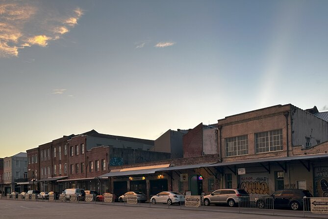 Adults Only True Crime Dark History New Orleans Walking Tour - Knowledgeable and Passionate Guides