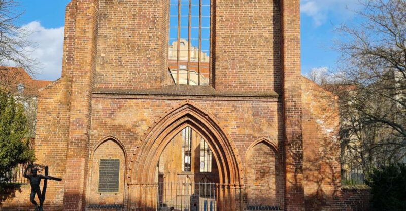 Adventourous Berlin With Medieval Elements and Urban Culture - Booking Information