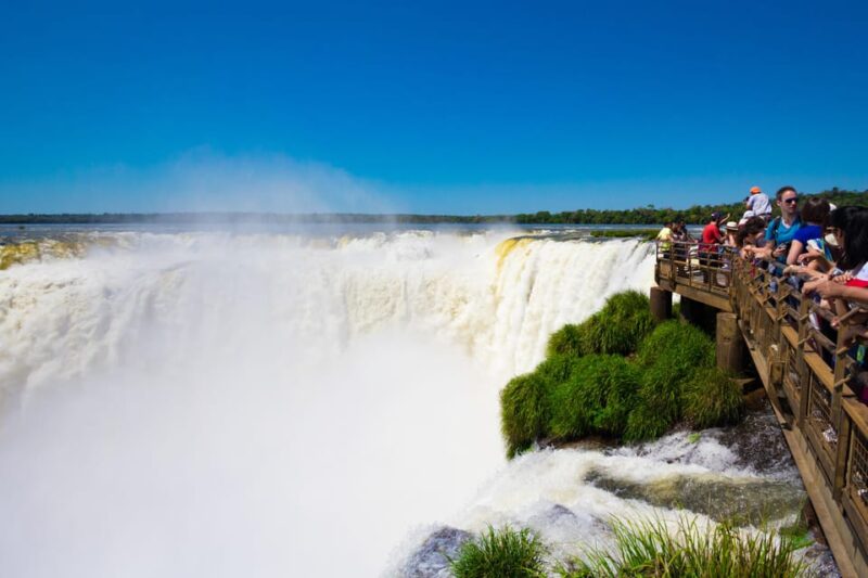 Adventure at the Waterfalls Brazil + Bird Park - Guided Tour - Majestic Iguaçu Falls