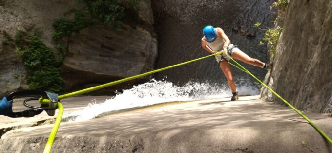 Adventure Cahorros, Monachil / Climbing and Abseiling Granada - Safety and Guides