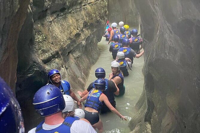 Adventure in the 7 Waterfalls + Typical Lunch and Transportation - Who Should Consider This Tour?