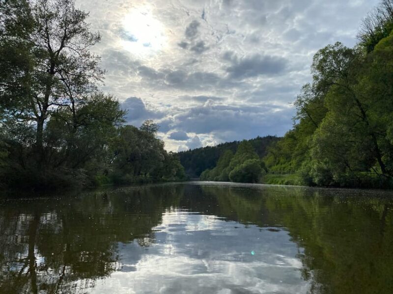 ADVENTURE RAFTING WITH ALL DAY DRINKS SUPPORT - Key Points